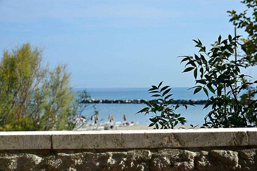 Hotel Locanda Delle Dune Bellaria-Igea Marina Eksteriør billede